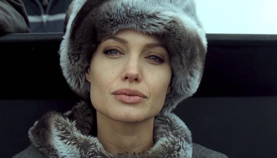 Angelina Jolie Net Worth 2024.The Life and Films of the Hollywood Actress Angelina Jolie Net Worth :Celebrity actress, filmmaker, and activist Angelina Jolie has had a big impact on the entertainment business. She has become one of the most well-known and highly compensated people in Hollywood thanks to her extraordinary talent and commitment. Many people are interested in knowing Angelina Jolie's net worth as we approach 2024. To understand her financial situation in 2024, we will look at her early life, education, filmography, her kids, and her revenue sources in this piece.